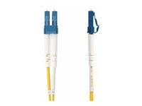 StarTech.com 1m (3ft) LC to SC (UPC) OS2 Single Mode Duplex Fiber Optic Cable, 9/125µm, Laser Optimized, 10G, Bend Insensitive, Low Insertion Loss - LSZH Fiber Patch Cord (SMLCSC-OS2-1M) - Koblingskabel - LC/UPC-enkeltmodus (hann) til SC/UPC-enkeltmodus (hann) - 1 m - 1 m - 2 mm - fiberoptisk - dupleks - 9 / 125 micron - OS1/OS2 - halogenfri, passiv - gul SMLCSC-OS2-1M